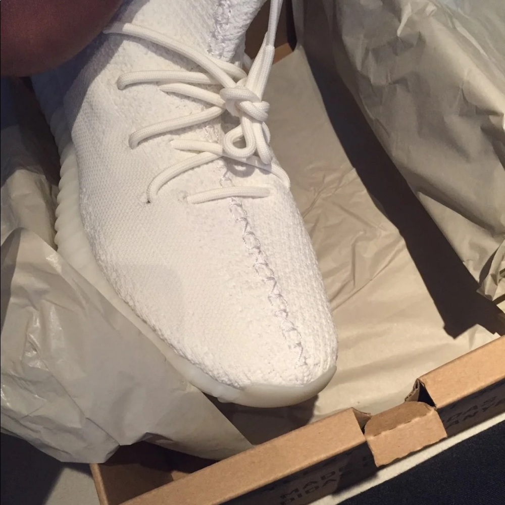 Yeezy - Picture 4 of 5